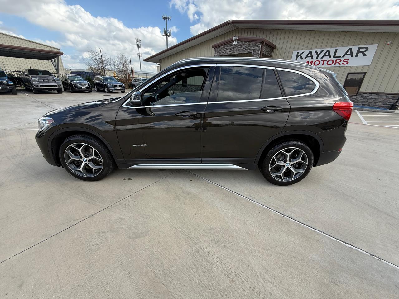 Photo 3 of 2018 BMW X1 Sdrive28i for sale in Houston, TX