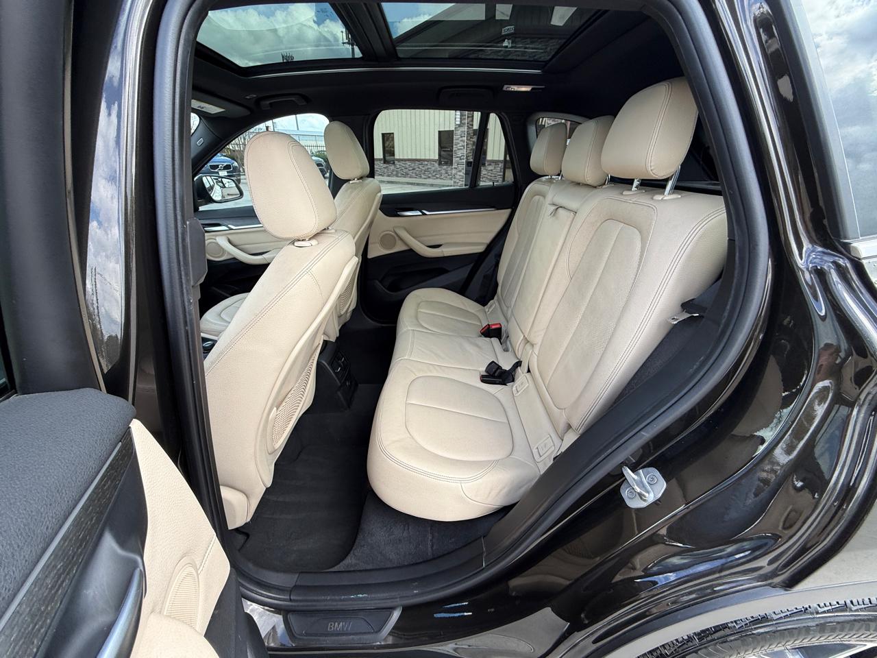 Photo 10 of 2018 BMW X1 Sdrive28i for sale in Houston, TX
