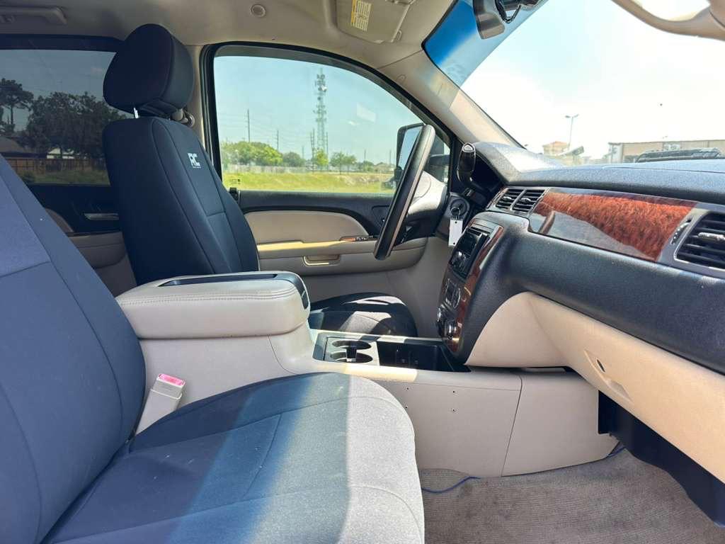 Photo 31 of 2008 Chevrolet Silverado 1 for sale in Katy, TX