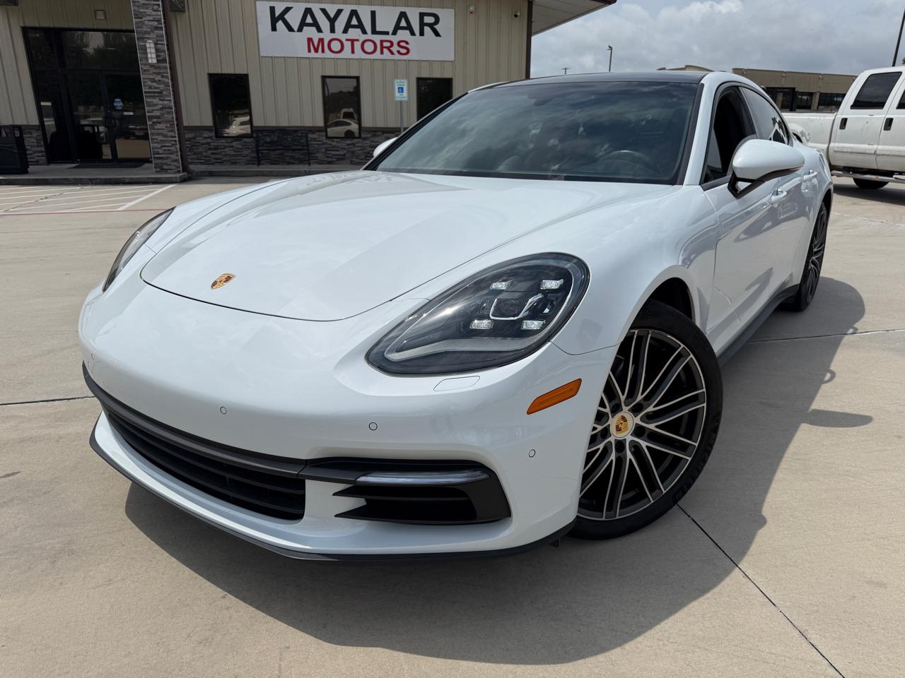 Photo 2 of 2017 Porsche Panamera Base for sale in Houston, TX