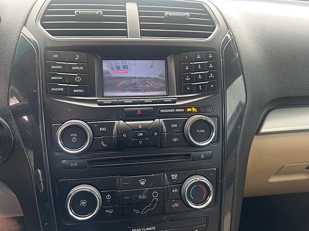 Photo 7 of 2016 Ford Explorer Base for sale in Cypress, TX