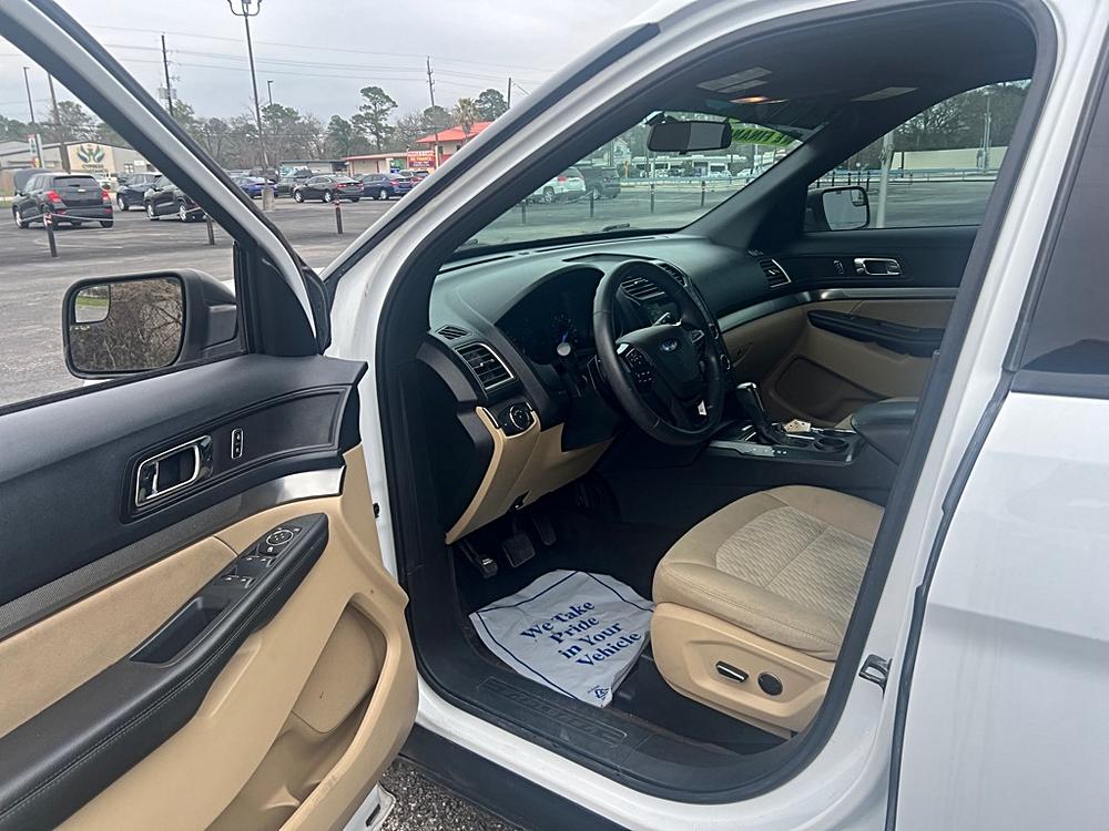 Photo 8 of 2016 Ford Explorer Base for sale in Cypress, TX