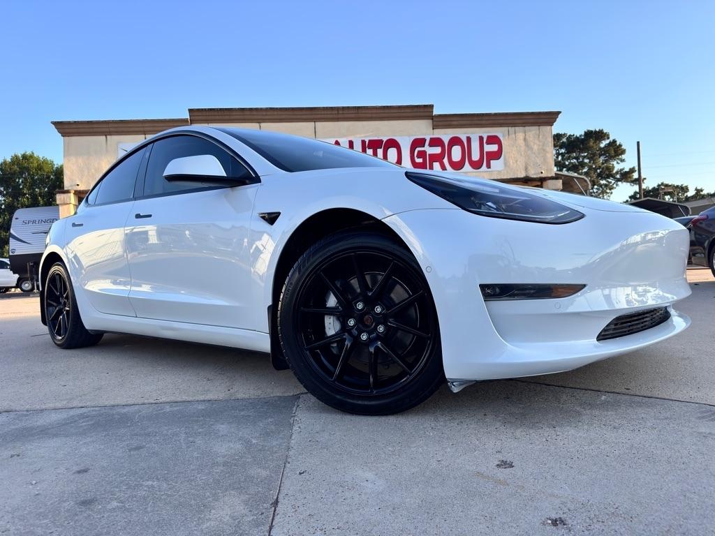 Photo 4 of 2022 Tesla Model 3 Long Range for sale in Spring, TX