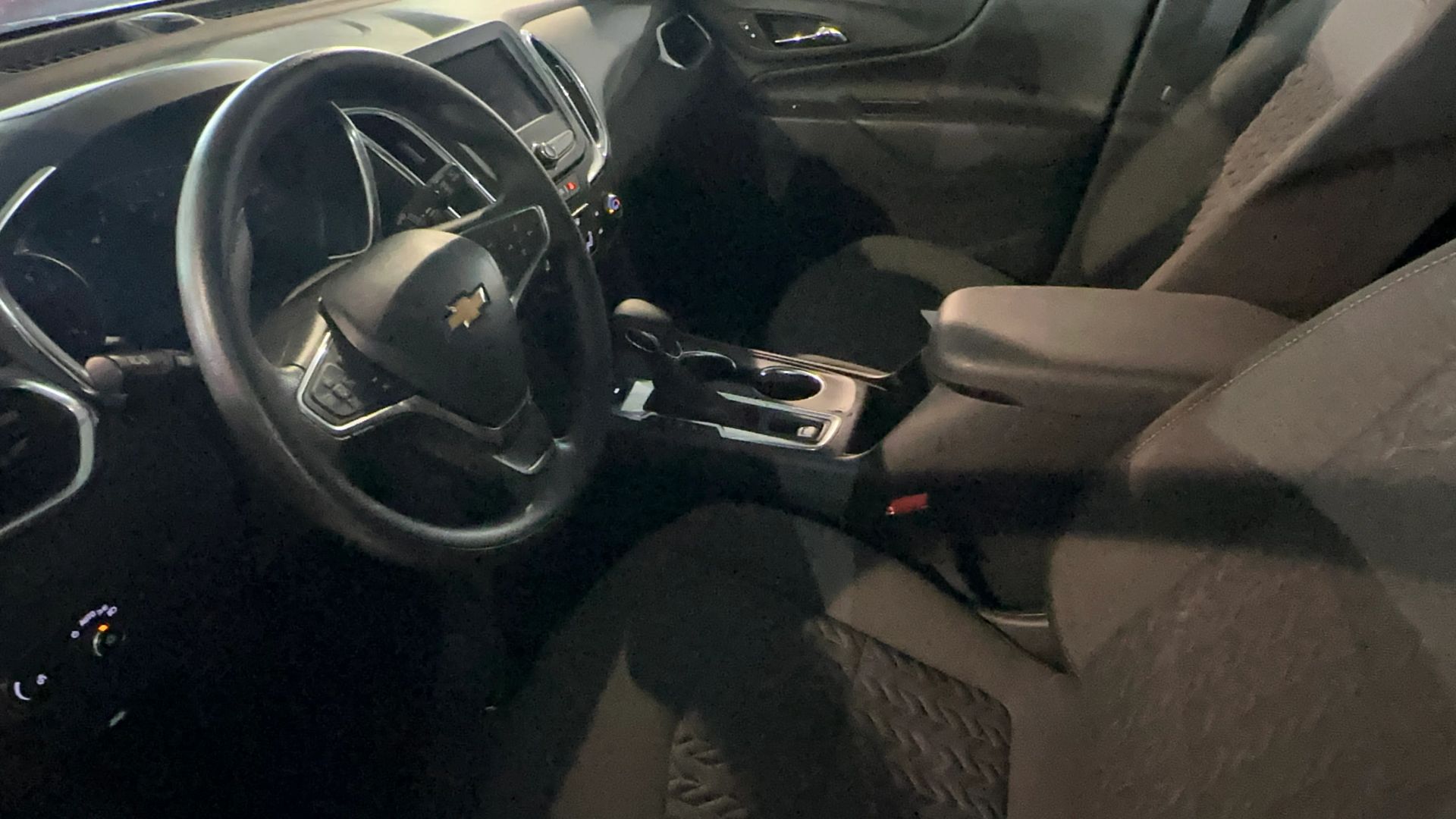 Photo 24 of 2023 Chevrolet Equinox LT Sport Utility 4D for sale in Houston, TX