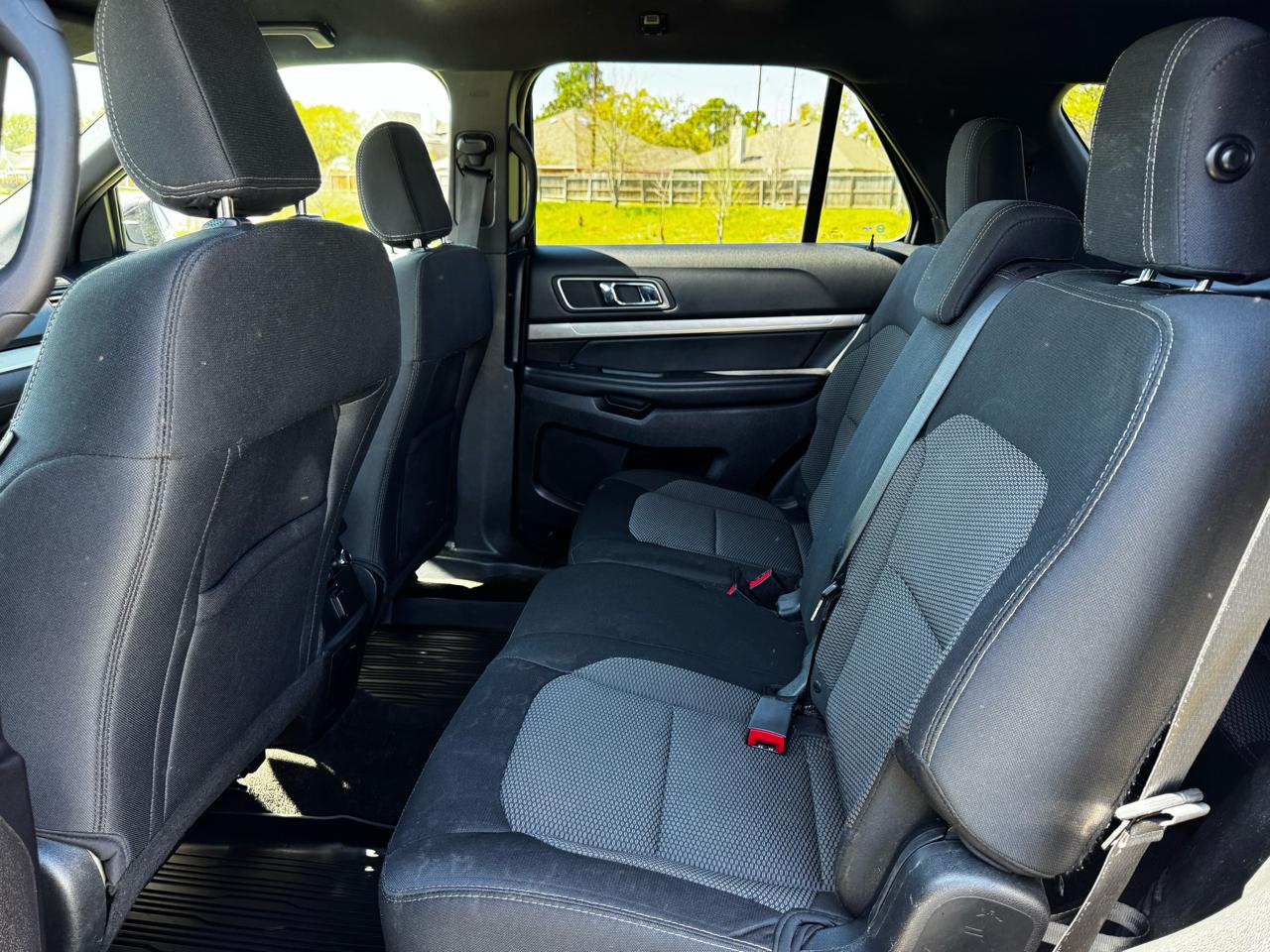 Photo 31 of 2018 Ford Explorer XLT for sale in Katy, TX