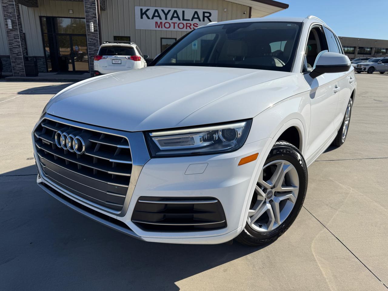 Photo 2 of 2018 Audi Q5 Quattro for sale in Houston, TX