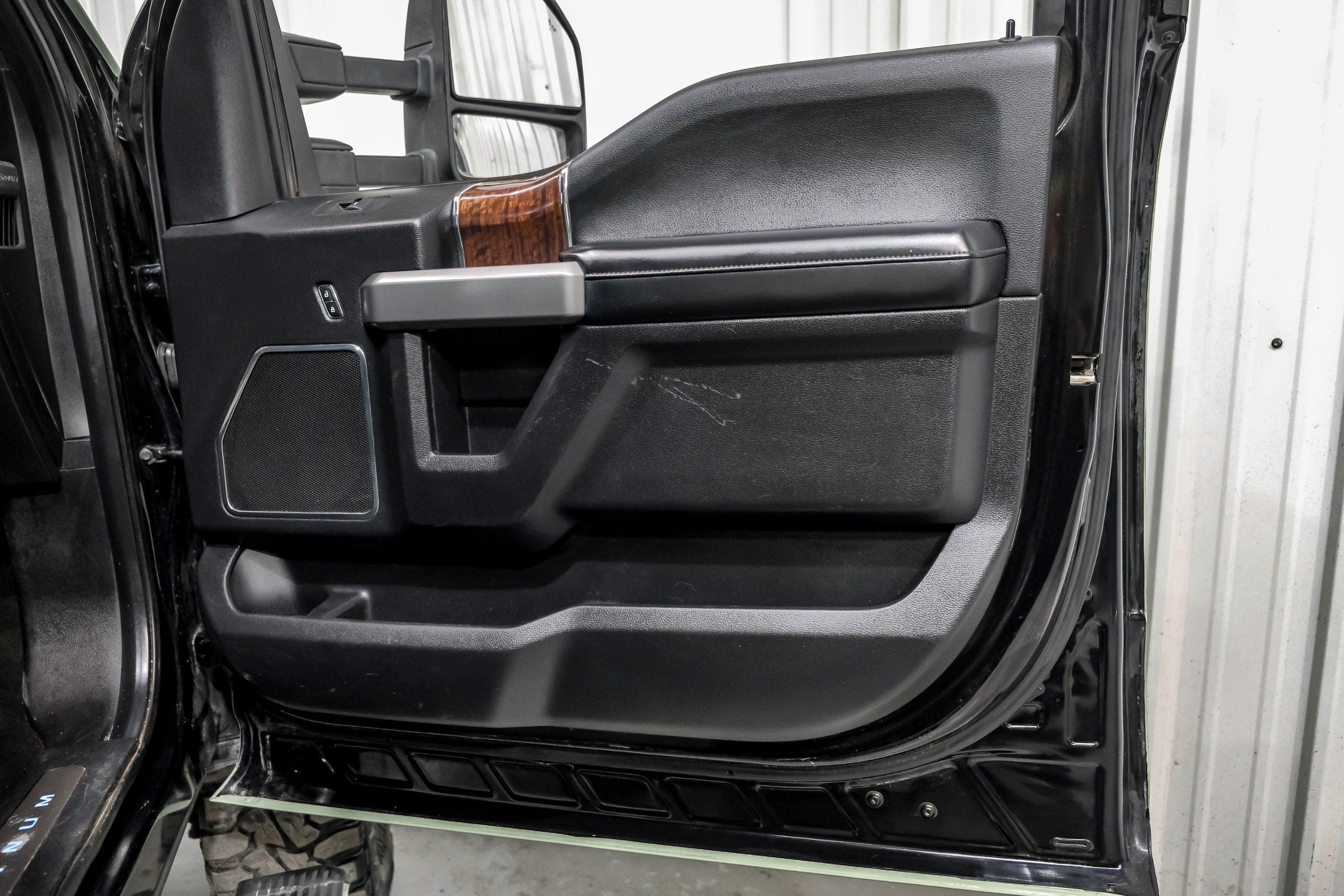 Photo 89 of 2017 Ford F-350 Super for sale in Katy, TX