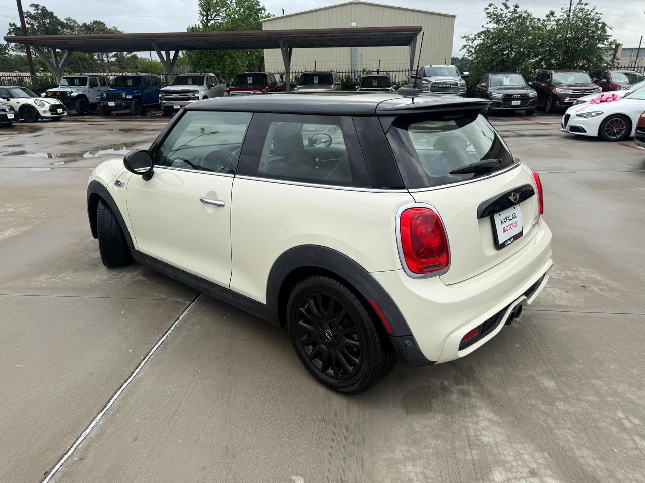 Photo 7 of 2017 MINI Hardtop Cooper for sale in Houston, TX
