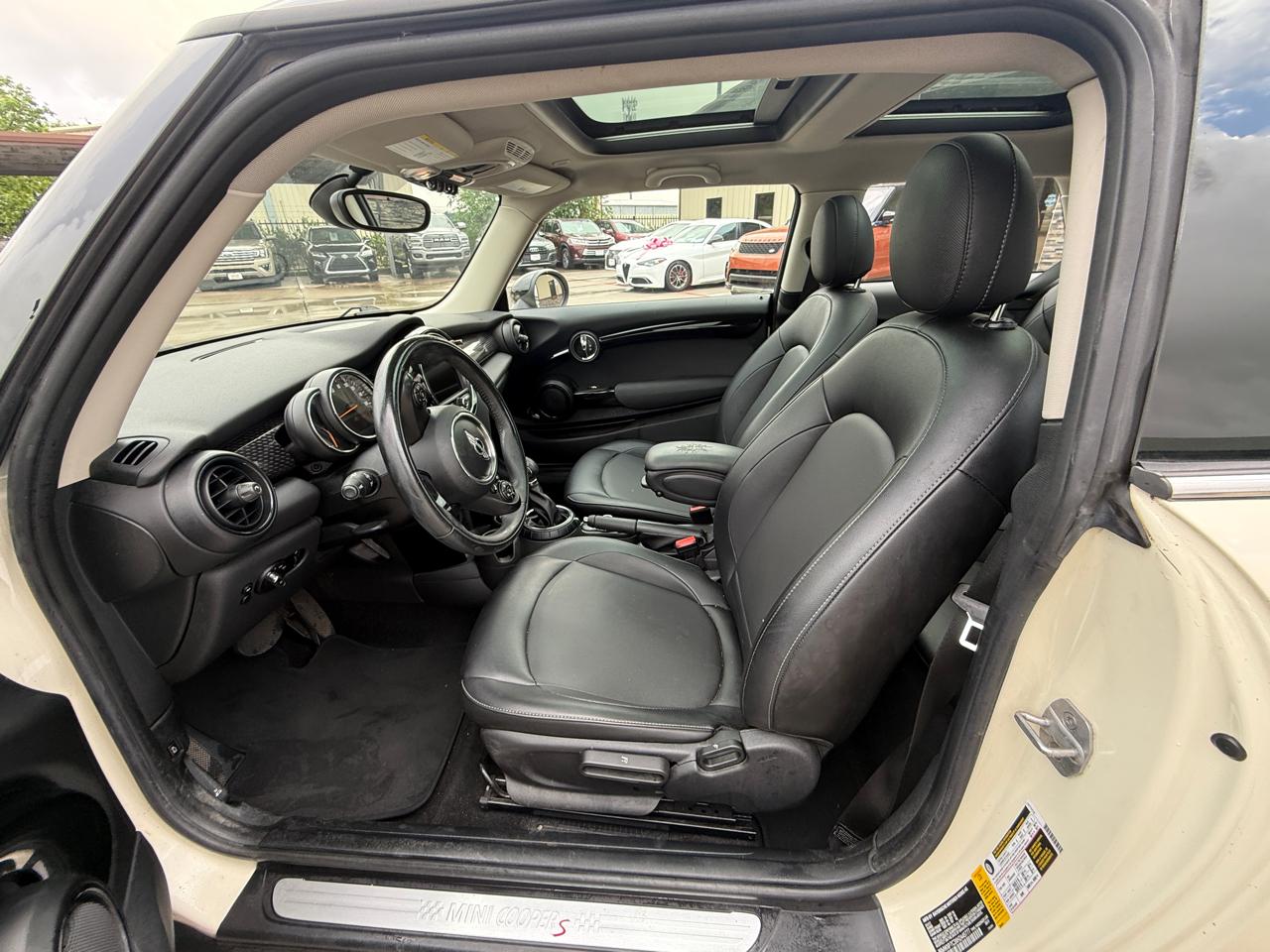 Photo 15 of 2017 MINI Hardtop Cooper for sale in Houston, TX