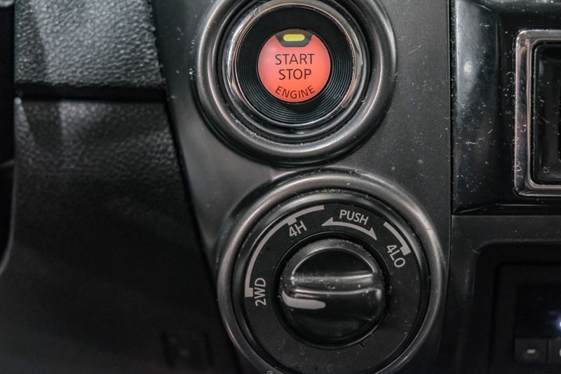 Photo 23 of 2016 Nissan Titan Platinum for sale in Katy, TX