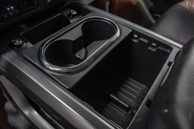 Photo 26 of 2016 Nissan Titan Platinum for sale in Katy, TX