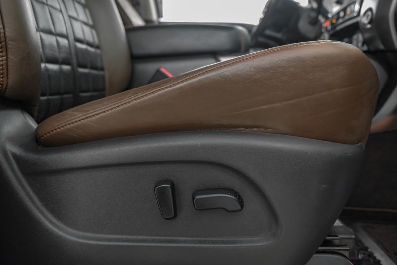 Photo 36 of 2016 Nissan Titan Platinum for sale in Katy, TX