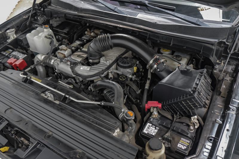 Photo 59 of 2016 Nissan Titan Platinum for sale in Katy, TX