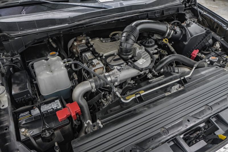 Photo 61 of 2016 Nissan Titan Platinum for sale in Katy, TX