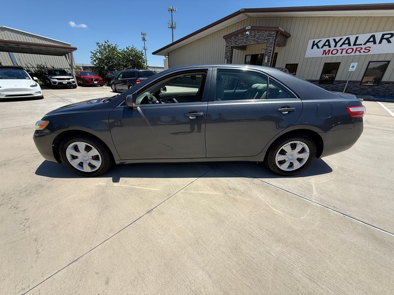 Photo 6 of 2009 Toyota Camry XLE 5-Spd AT for sale in Houston, TX
