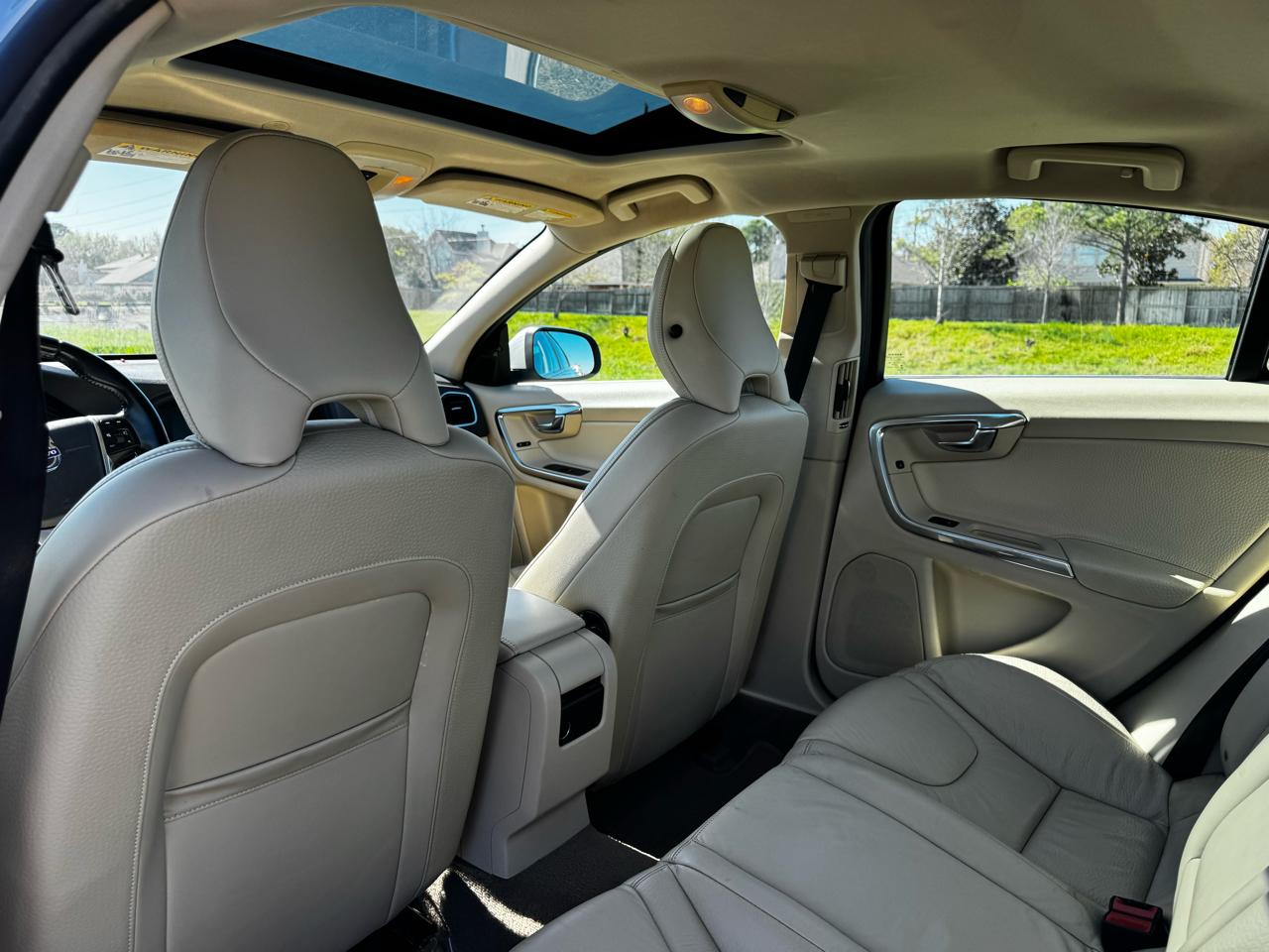 Photo 27 of 2014 Volvo S60 T5 for sale in Katy, TX