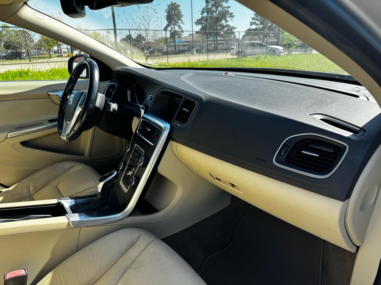Photo 18 of 2014 Volvo S60 T5 for sale in Katy, TX
