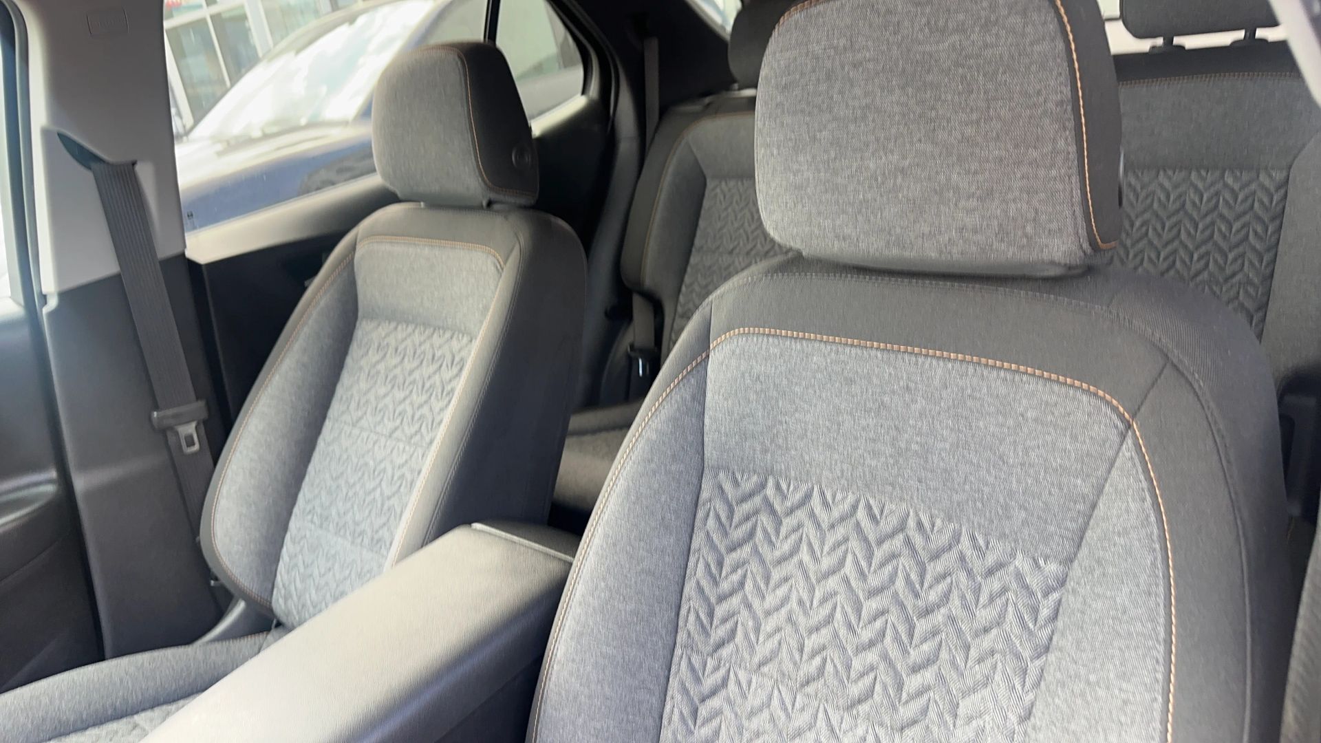 Photo 18 of 2024 Chevrolet Equinox LT Sport Utility 4D for sale in Houston, TX