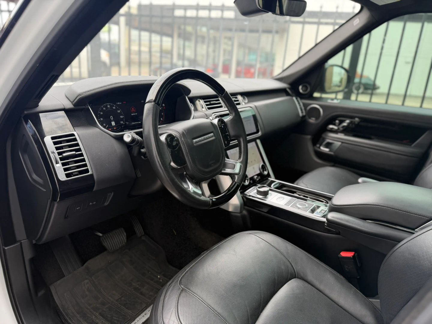 Photo 10 of 2019 Land Rover Range Rover Supercharged for sale in Houston, TX