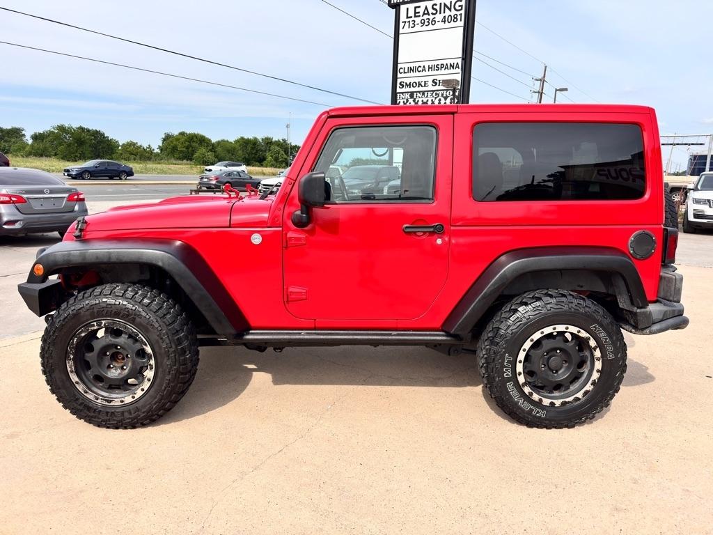 Photo 8 of 2013 Jeep Wrangler Sahara for sale in Spring, TX