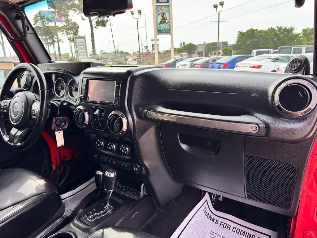 Photo 14 of 2013 Jeep Wrangler Sahara for sale in Spring, TX