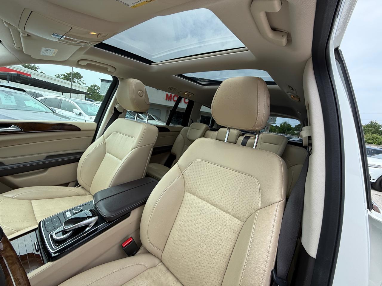Photo 10 of 2018 Mercedes-Benz Gls-Class Gls450 4MATIC for sale in Houston, TX