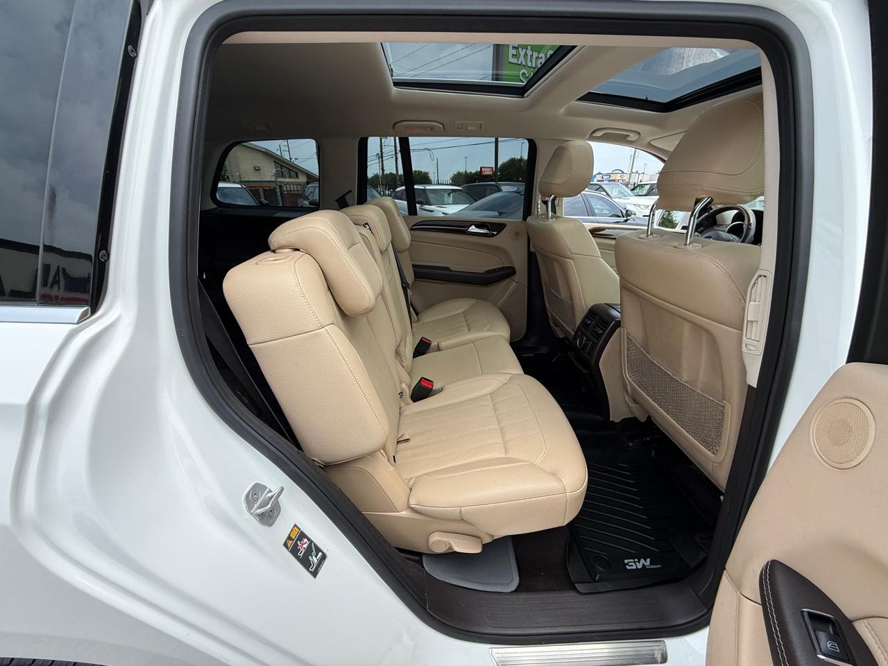 Photo 16 of 2018 Mercedes-Benz Gls-Class Gls450 4MATIC for sale in Houston, TX