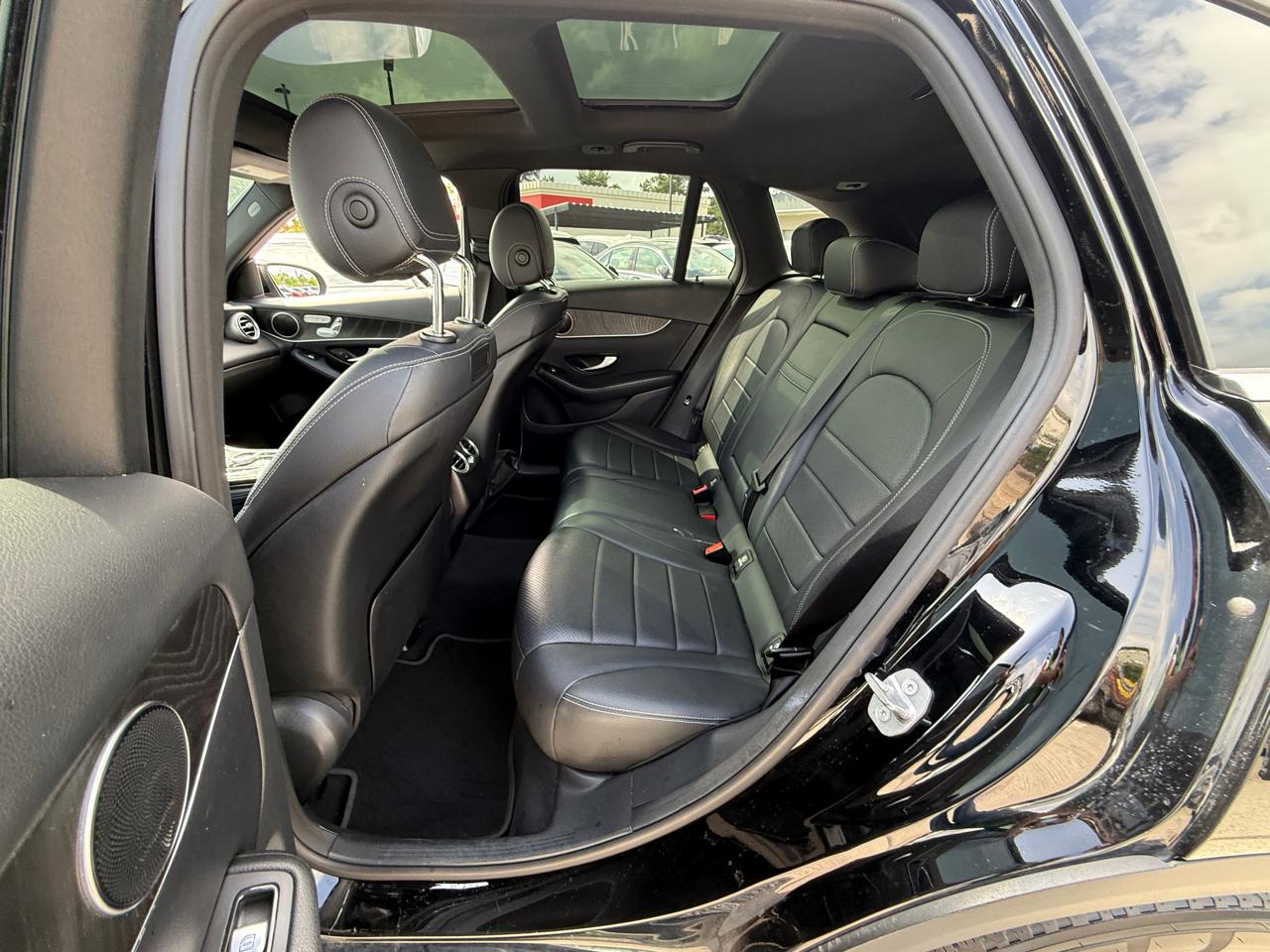Photo 21 of 2018 Mercedes-Benz Glc-Class Glc300 for sale in Houston, TX