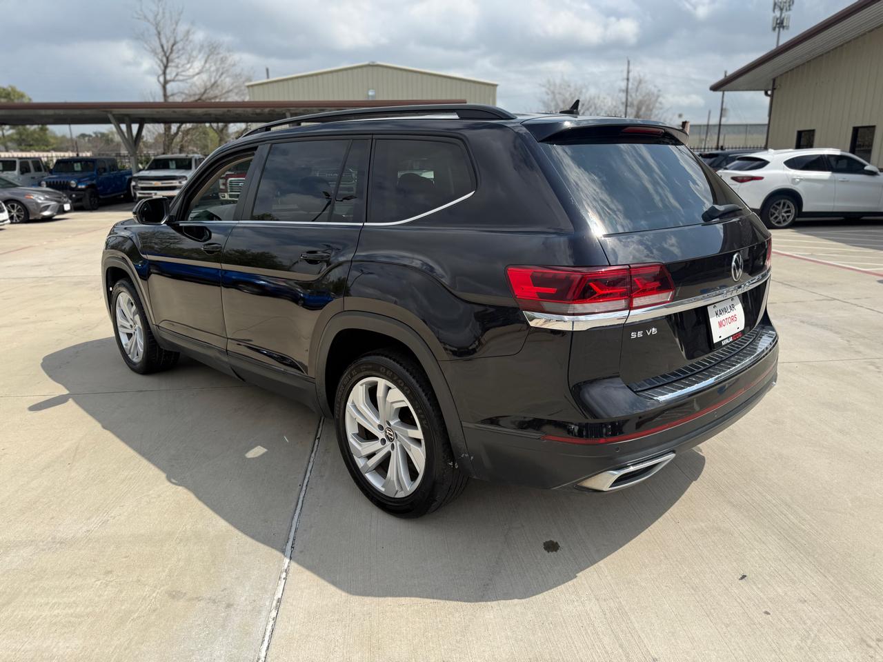 Photo 8 of 2021 Volkswagen Atlas SE for sale in Houston, TX