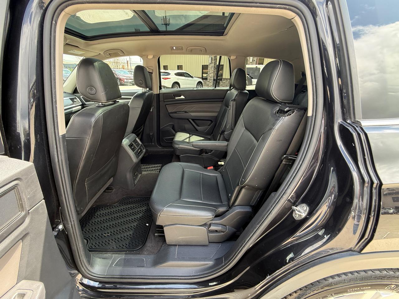 Photo 22 of 2021 Volkswagen Atlas SE for sale in Houston, TX