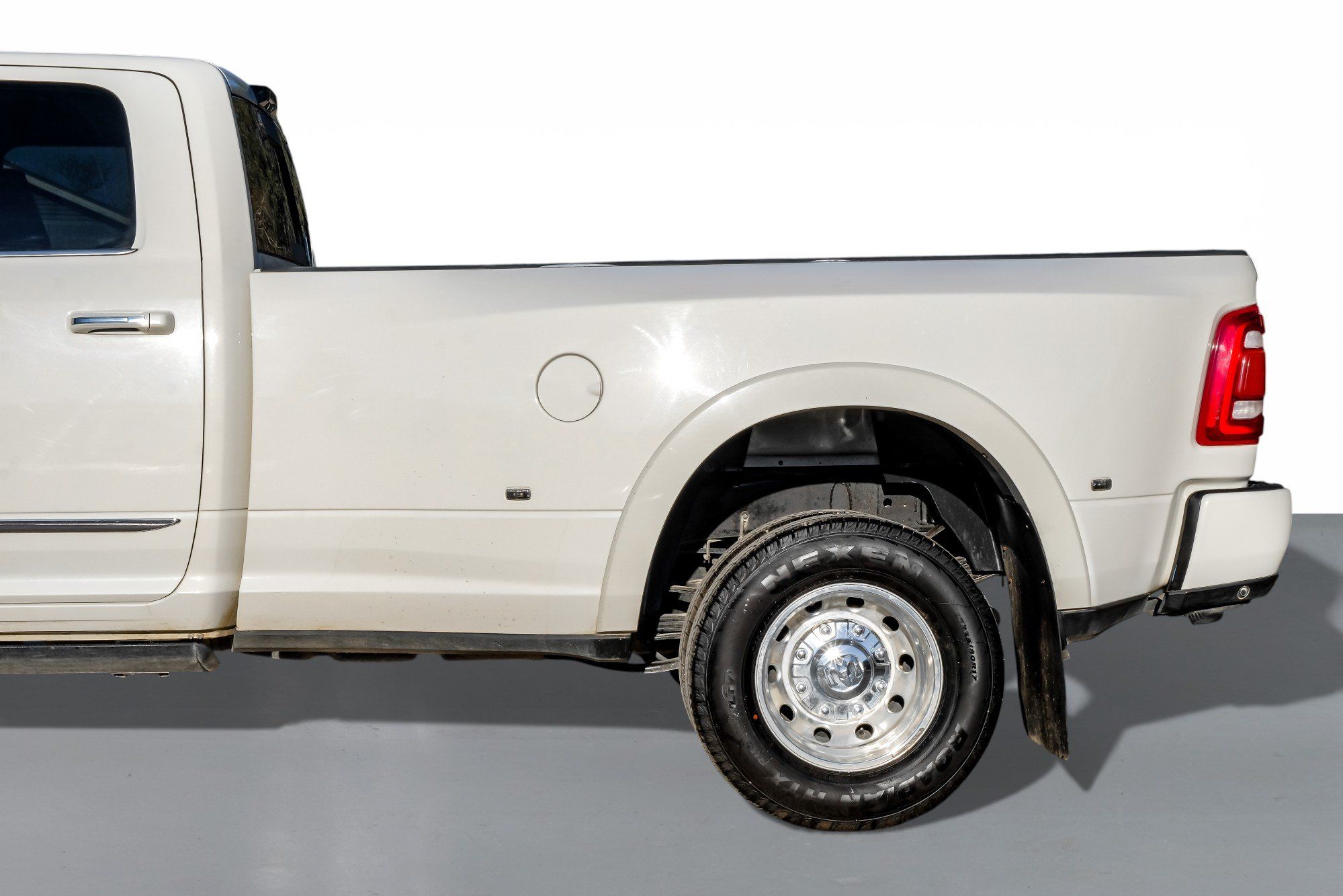 Photo 21 of 2022 Ram 3500 Limited for sale in Katy, TX
