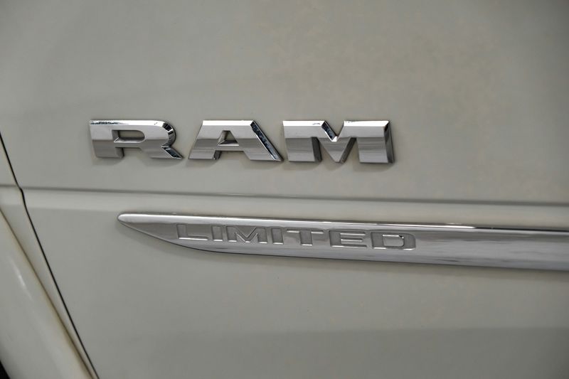 Photo 106 of 2022 Ram 3500 Limited for sale in Katy, TX