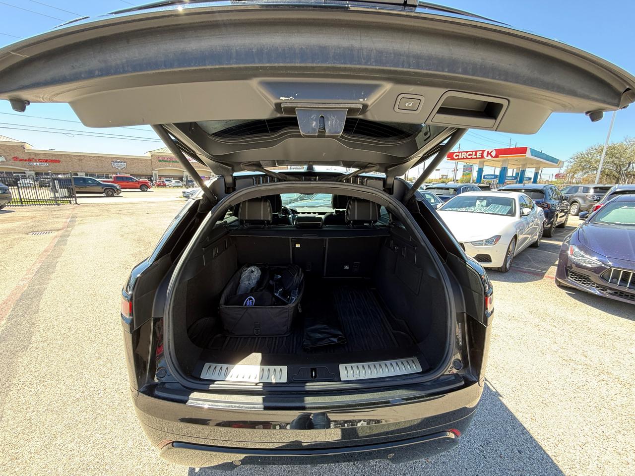 Photo 14 of 2019 Land Rover Range Rover Velar R-dynamic for sale in Houston, TX