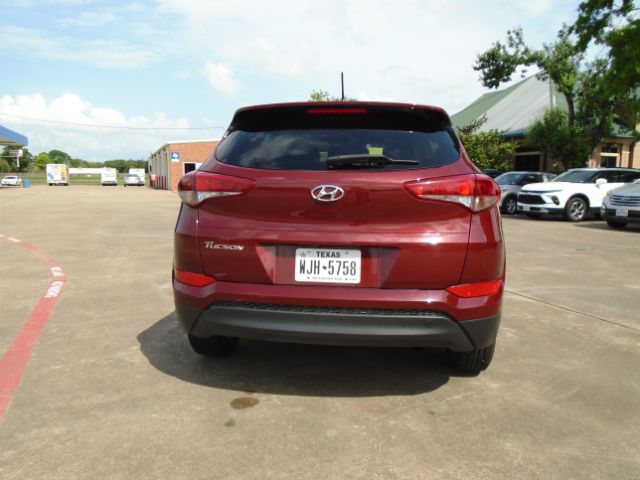 Photo 6 of 2018 Hyundai Tucson SE for sale in Houston, TX