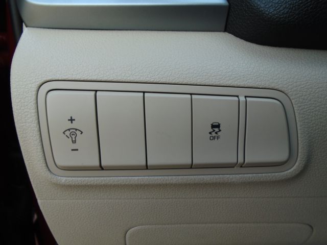 Photo 18 of 2018 Hyundai Tucson SE for sale in Houston, TX