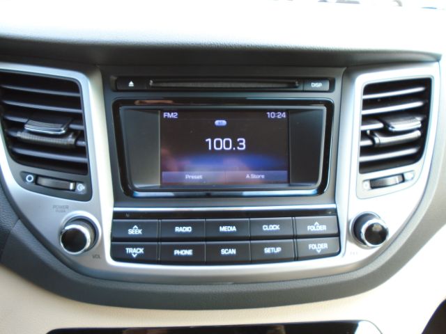 Photo 20 of 2018 Hyundai Tucson SE for sale in Houston, TX