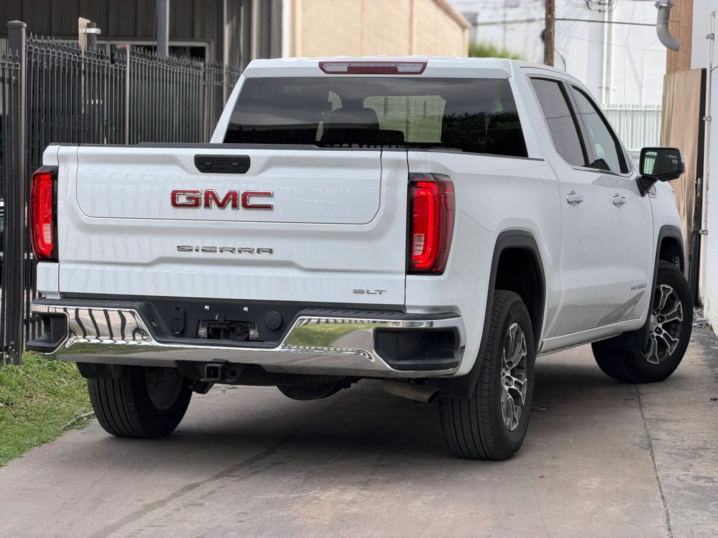 Photo 6 of 2025 GMC Sierra SLT Pickup 4D 5 3/4 FT for sale in Houston, TX
