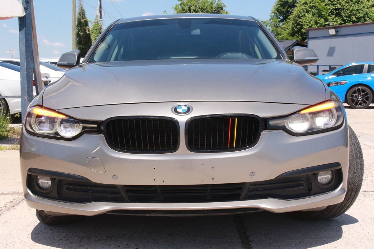 Photo 6 of 2018 BMW 320i 3-series for sale in Cypress, TX