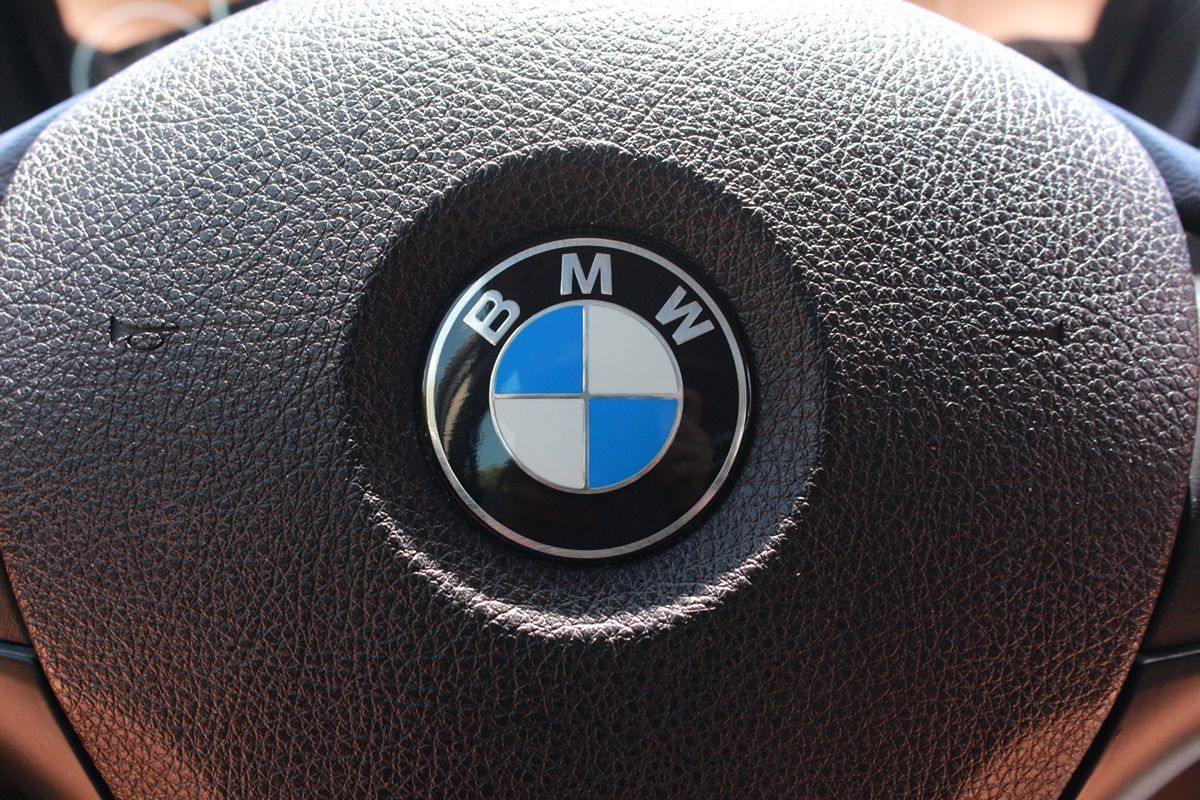 Photo 20 of 2018 BMW 320i 3-series for sale in Cypress, TX