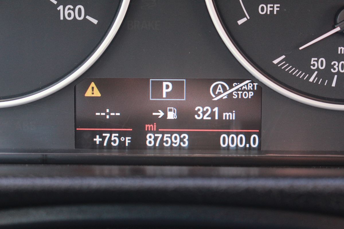 Photo 29 of 2018 BMW 320i 3-series for sale in Cypress, TX