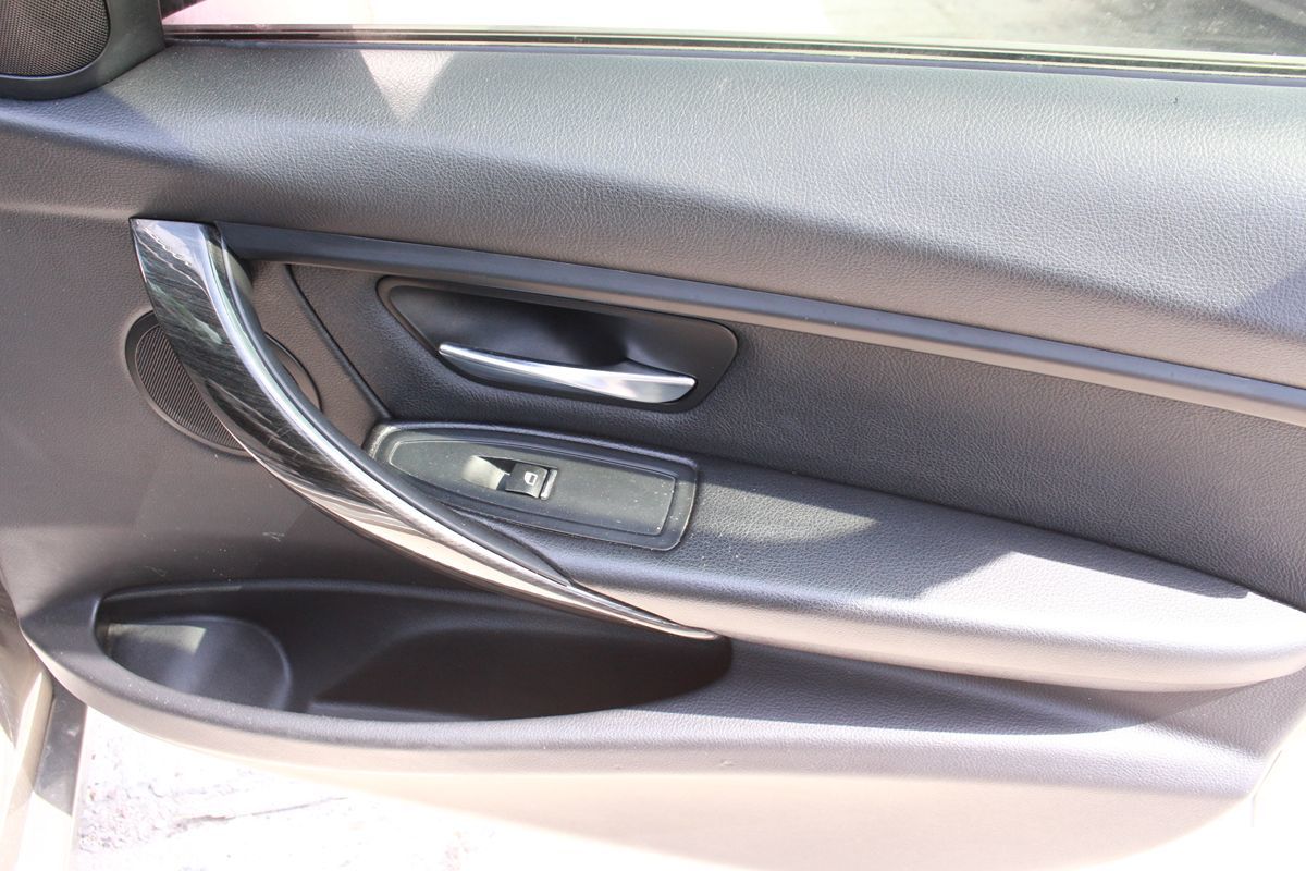 Photo 49 of 2018 BMW 320i 3-series for sale in Cypress, TX