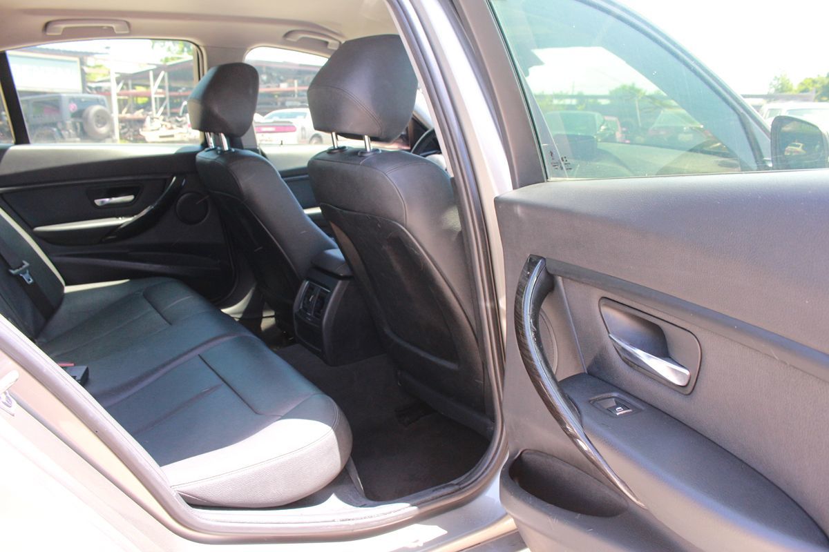 Photo 55 of 2018 BMW 320i 3-series for sale in Cypress, TX