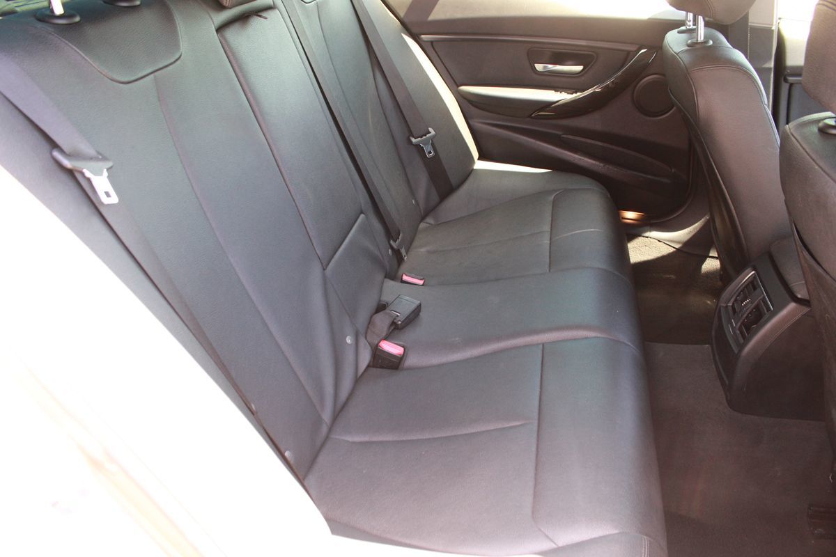 Photo 57 of 2018 BMW 320i 3-series for sale in Cypress, TX