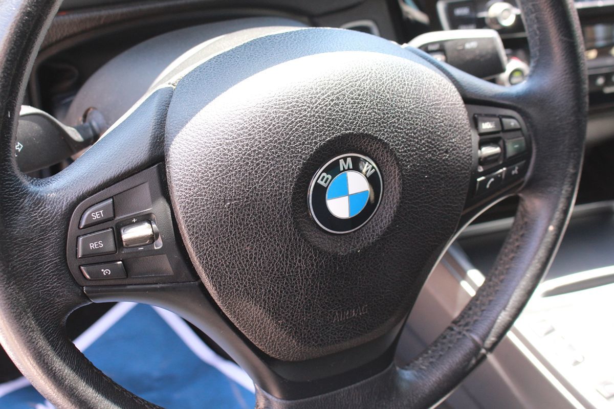 Photo 71 of 2018 BMW 320i 3-series for sale in Cypress, TX
