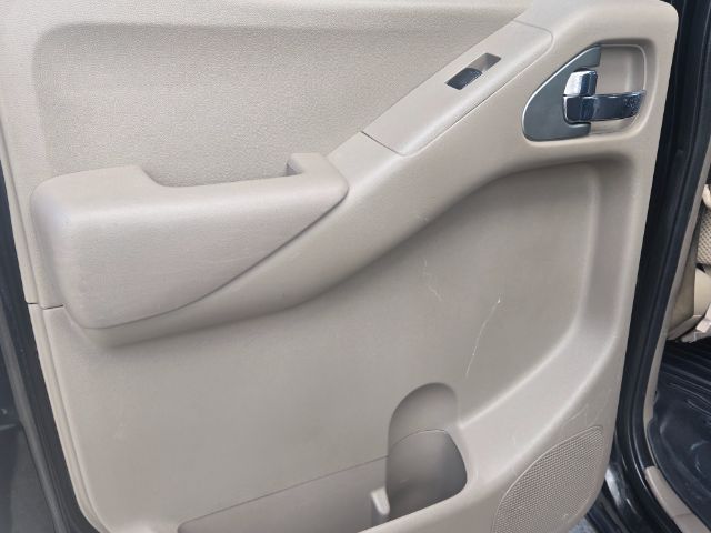 Photo 10 of 2015 Nissan Frontier for sale in Houston, TX