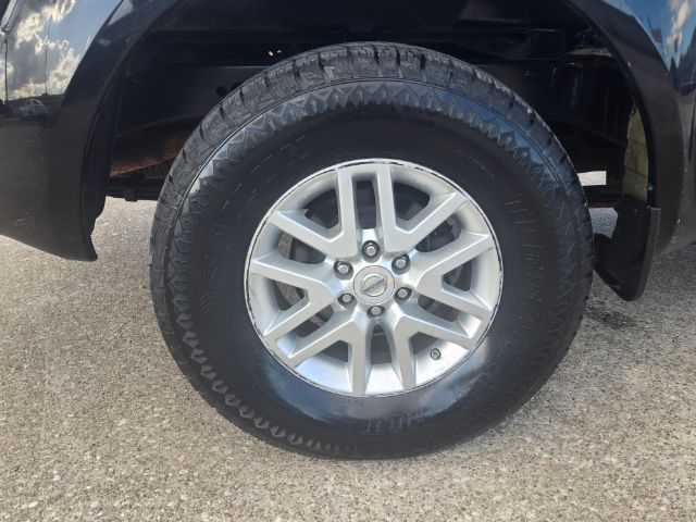 Photo 12 of 2015 Nissan Frontier for sale in Houston, TX