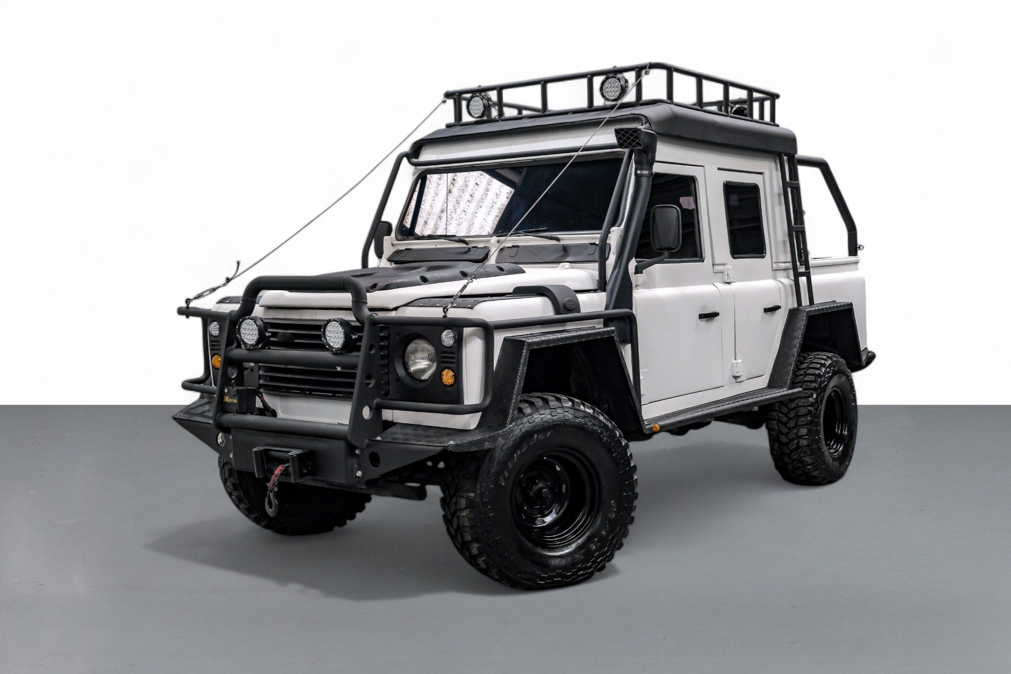 Photo 9 of 2018 Land Rover Defender 110 for sale in Katy, TX