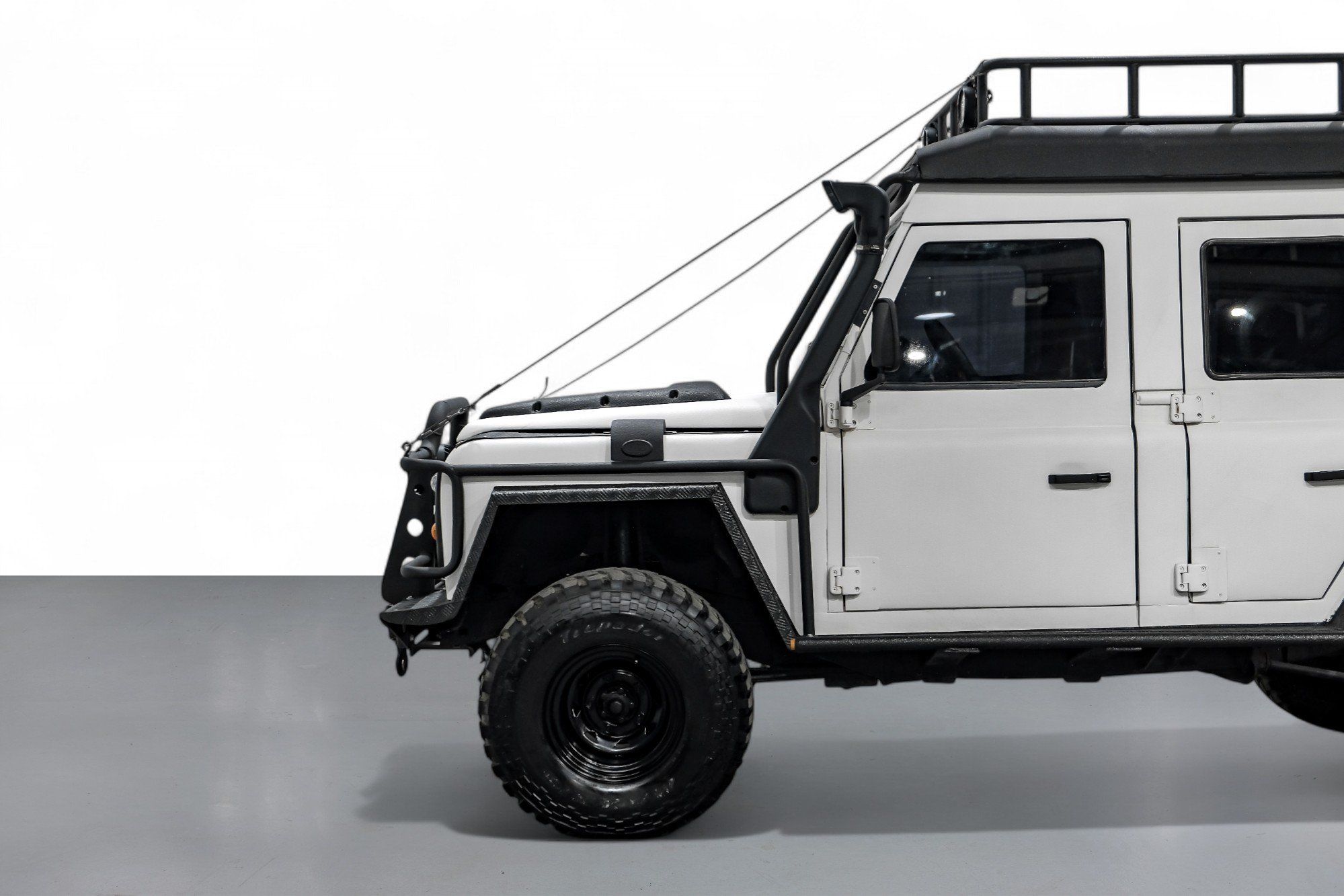 Photo 21 of 2018 Land Rover Defender 110 for sale in Katy, TX