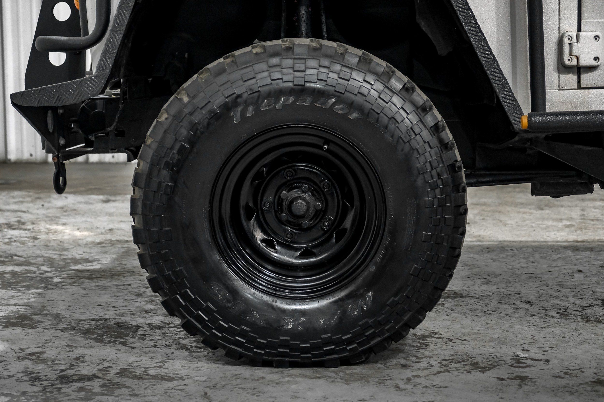 Photo 109 of 2018 Land Rover Defender 110 for sale in Katy, TX