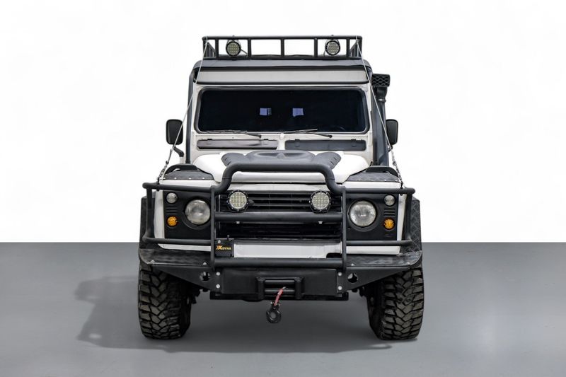 Photo 6 of 2018 Land Rover Defender 110 for sale in Katy, TX